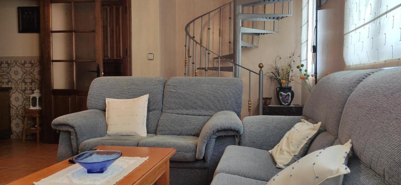 Lumbrales Casa Rural Julia מראה חיצוני תמונה
